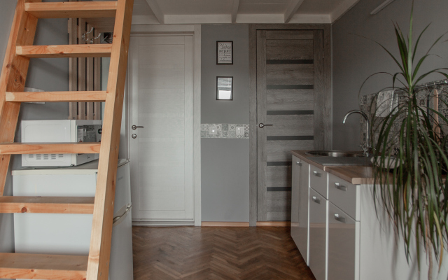 Dvukhurovnevye Na Naberezhnoy Apartments