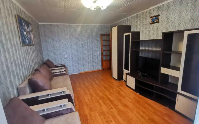 Uyutnaya Dvukhkomnatnaya Flat