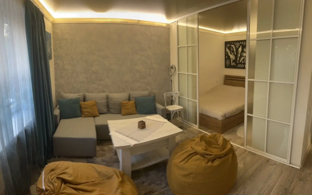 Perte House on Paruyr Sevak 1/4 Apartments