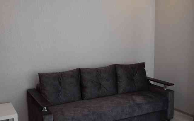 Uyutnye Na M4 Apartment