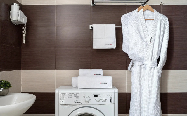 Red Apartments Si Sayd Peschany Apartments