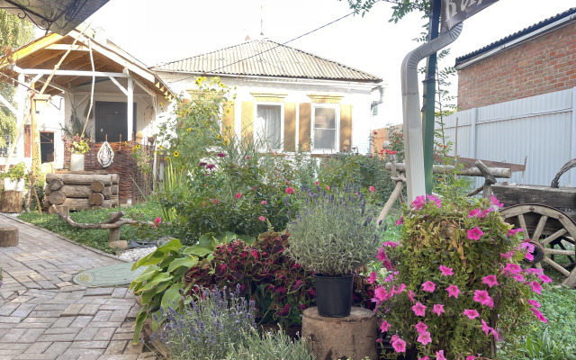 Sholokhov Russkaya Izba Guest House