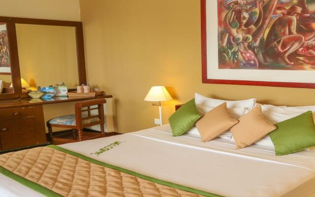 Club Palm Bay Resort