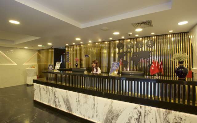 The Hera Platinum Hotel