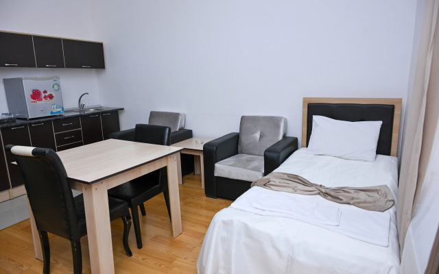 Arena Qakh Hotel