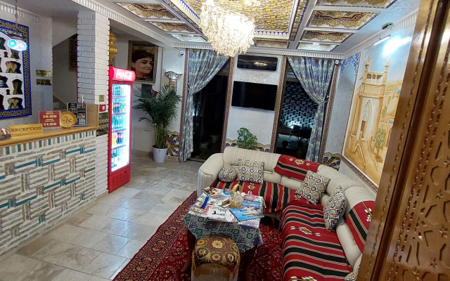 Gulnaraxanum Hotel
