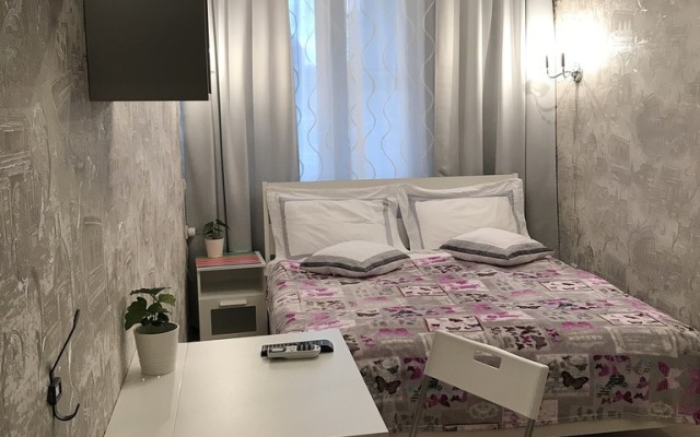 Crocus Star Hotel