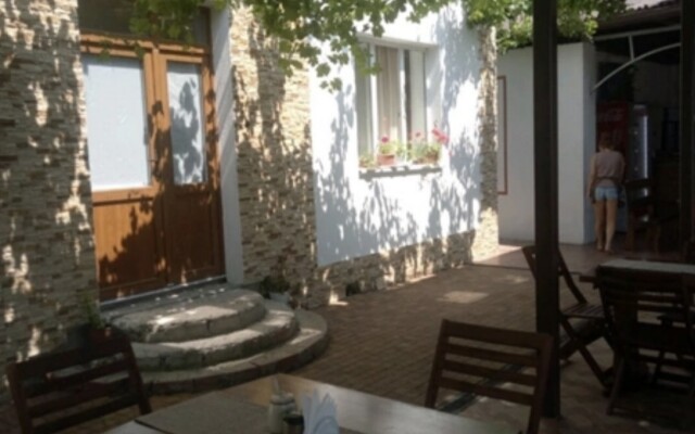 Nadezhda Guest House