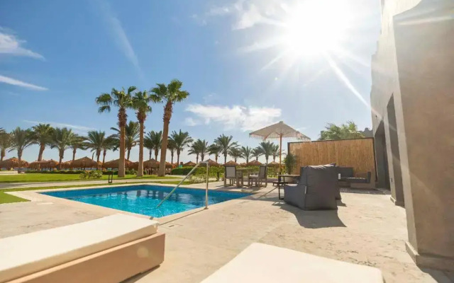 Курортный отель Sunrise Tucana