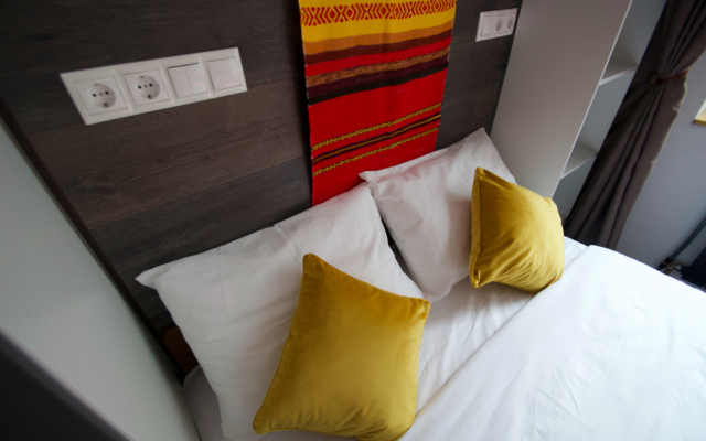 Apartments Standartnye S Vidom Na Gorod Vasiliya Oschepkova 1