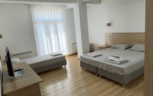 Hotel Asiya Hotel