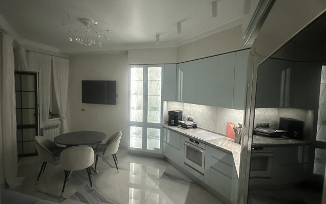 U Morya Kak Doma Apartments