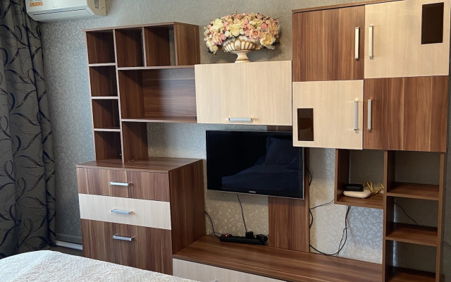 Na Prospekte Lenina 18 Flat