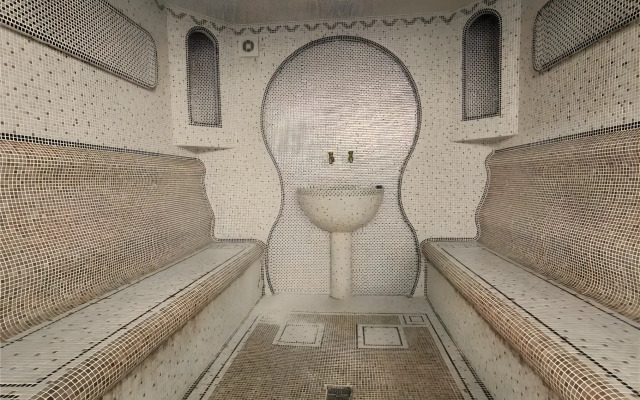 Отель Blue Shore International