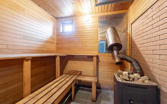 Частный дом Комфортабельный коттедж с сауной