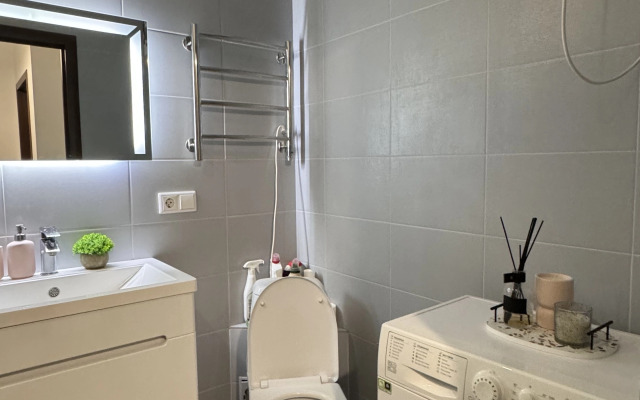 Na Ul. Alekseya Kozina, 3b Flat