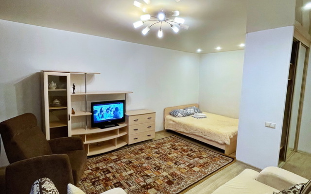 Апартаменты Байкал на Декабристов 36