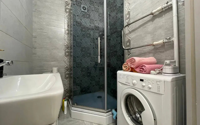 Uyutnaya Studiya V Tsentre Flat
