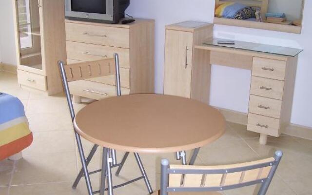 U Morya Baltiyskiy Briz studoi Uluchenni Apartments