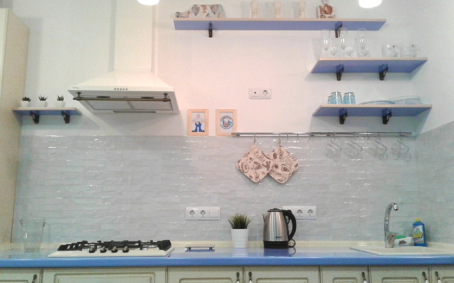 Studio Gold Anchor Apartments