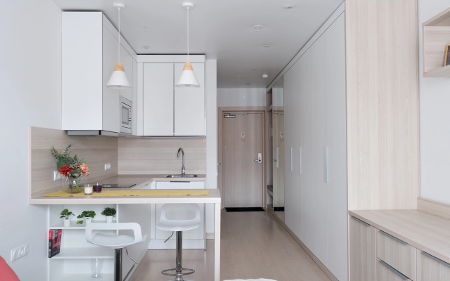 Ye's (k) 3037 Apartments