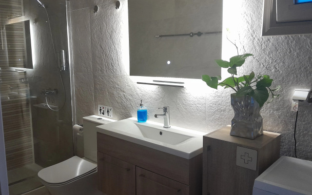 Aetheria Roof Resort Apartments