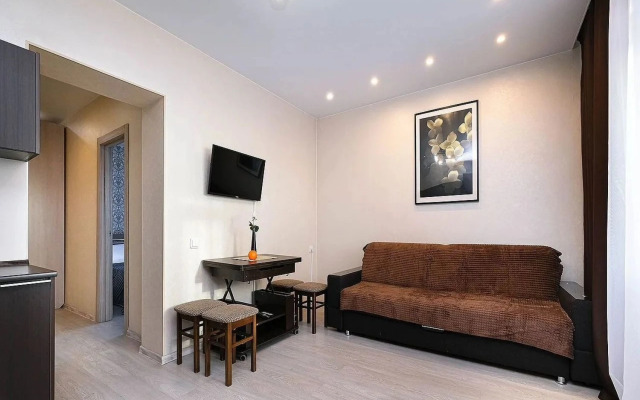 Ryadom S Zhd Vokzalom Flat