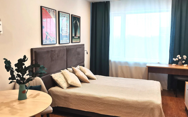 Апартаменты Улучшенные Авеню на Мужества