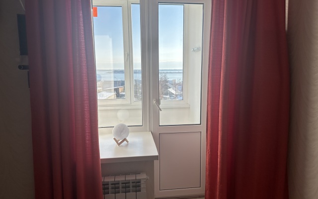 S vidom na Volgu Flat