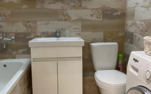 Апартаменты на Революции 52