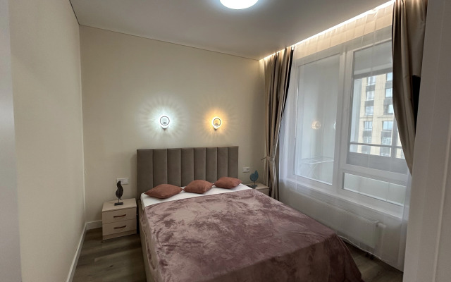 Novaya dvushka vozle akvaparka i Trts Planeta Flat