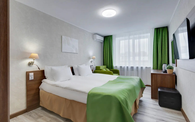 Polustrovo Hotel