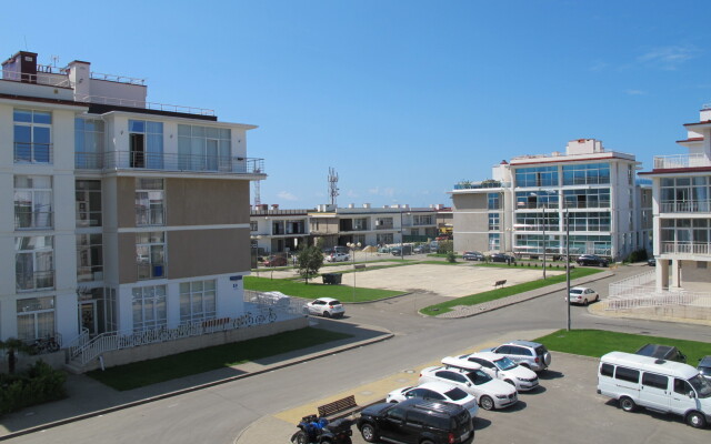 Na Bulvare Nadezhd 8/2 Apartments