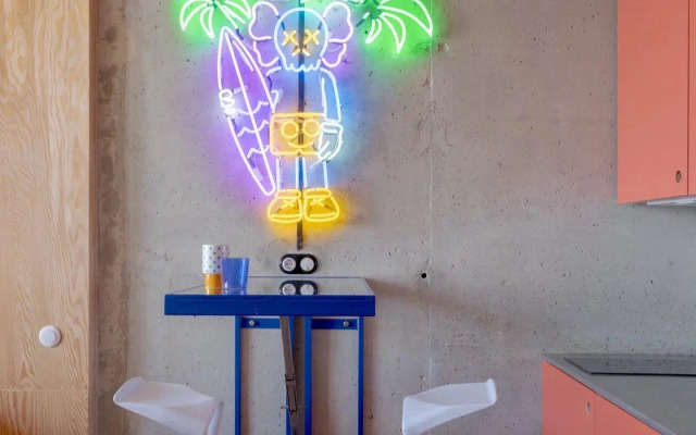 Квартира Уникальная студия с самым высоким подиумом