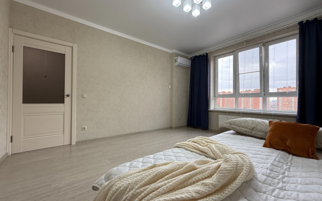 Апартаменты двухкомнатные Разведчиков 8/3