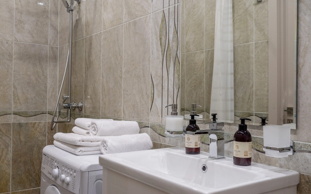 Апартаменты на Коммуны 2