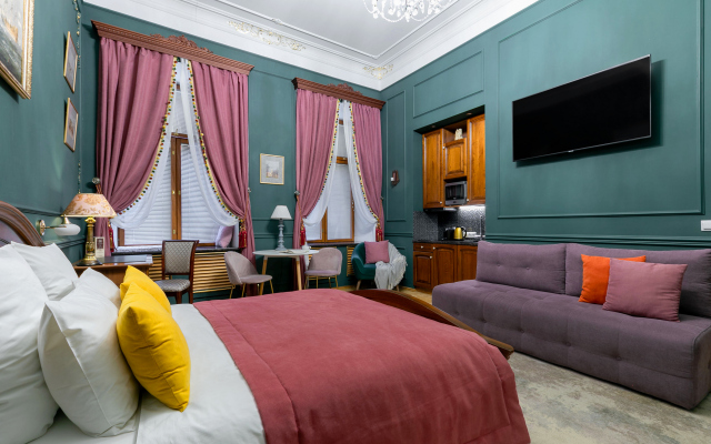 OM Apartments