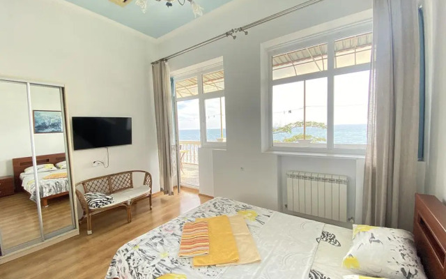 Grand S Balkonom I Vidom Na More 3/7 Apartment