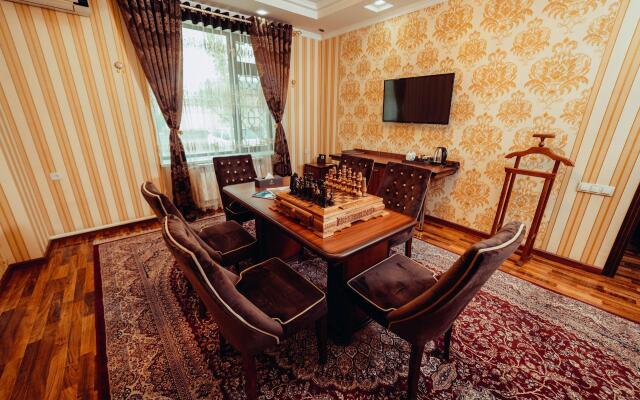 Asmald Palace Hotel