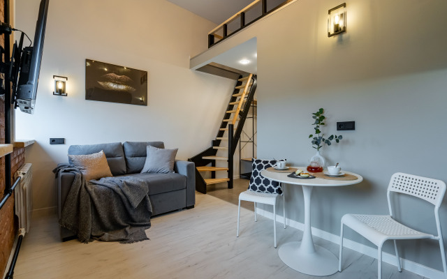 Apartamenty Loft S Vidom Na Nevu