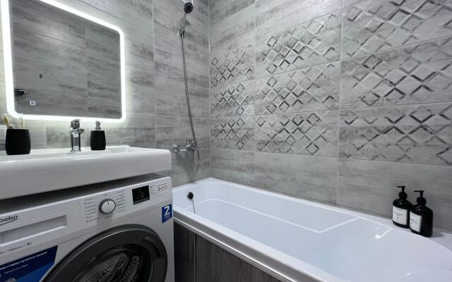Novye Galaapart u Parka Pobedy Apartments