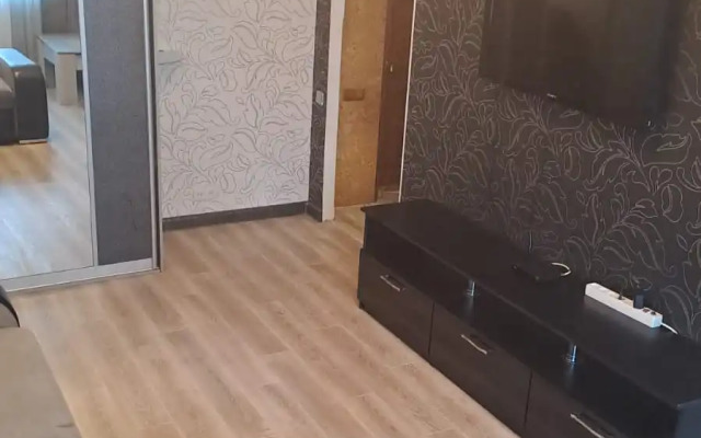 2-Kh Komnatnaya Kvartira V Tsentre Goroda Kazan Flat