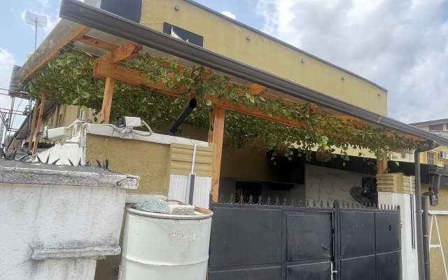 Отель Appleviille Suites