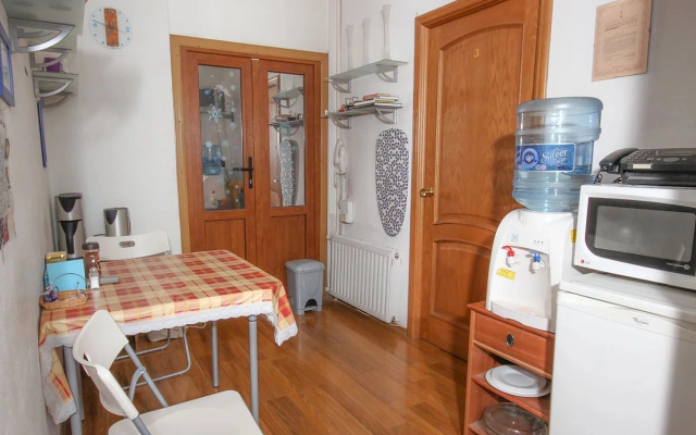 Меблированные комнаты Canny House