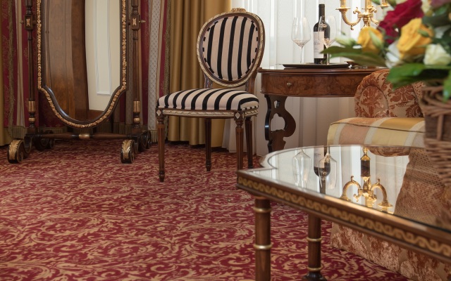 Nobil Luxury Boutique Hotel