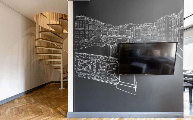 Апартаменты Двухуровневые Little Italy 140 кв.м с видом на собор