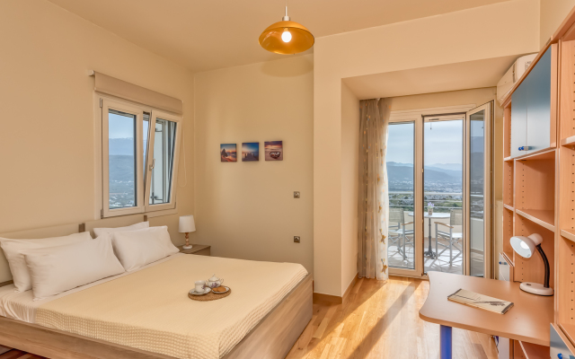 Karmilos Hill Villa
