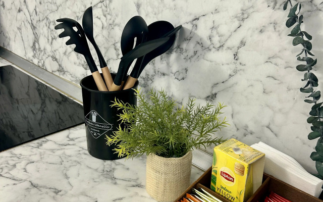 Blagikh Ryadom CHVVAKUSH Flat