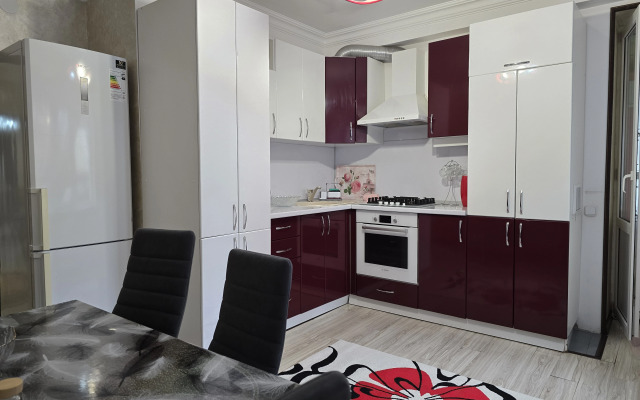 Квартира на первом этаже, просторная, центр Пятигорска