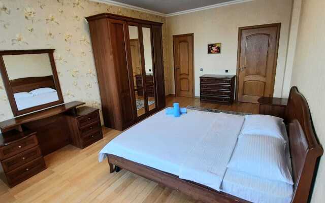 Baymukanova 84 Apartments
